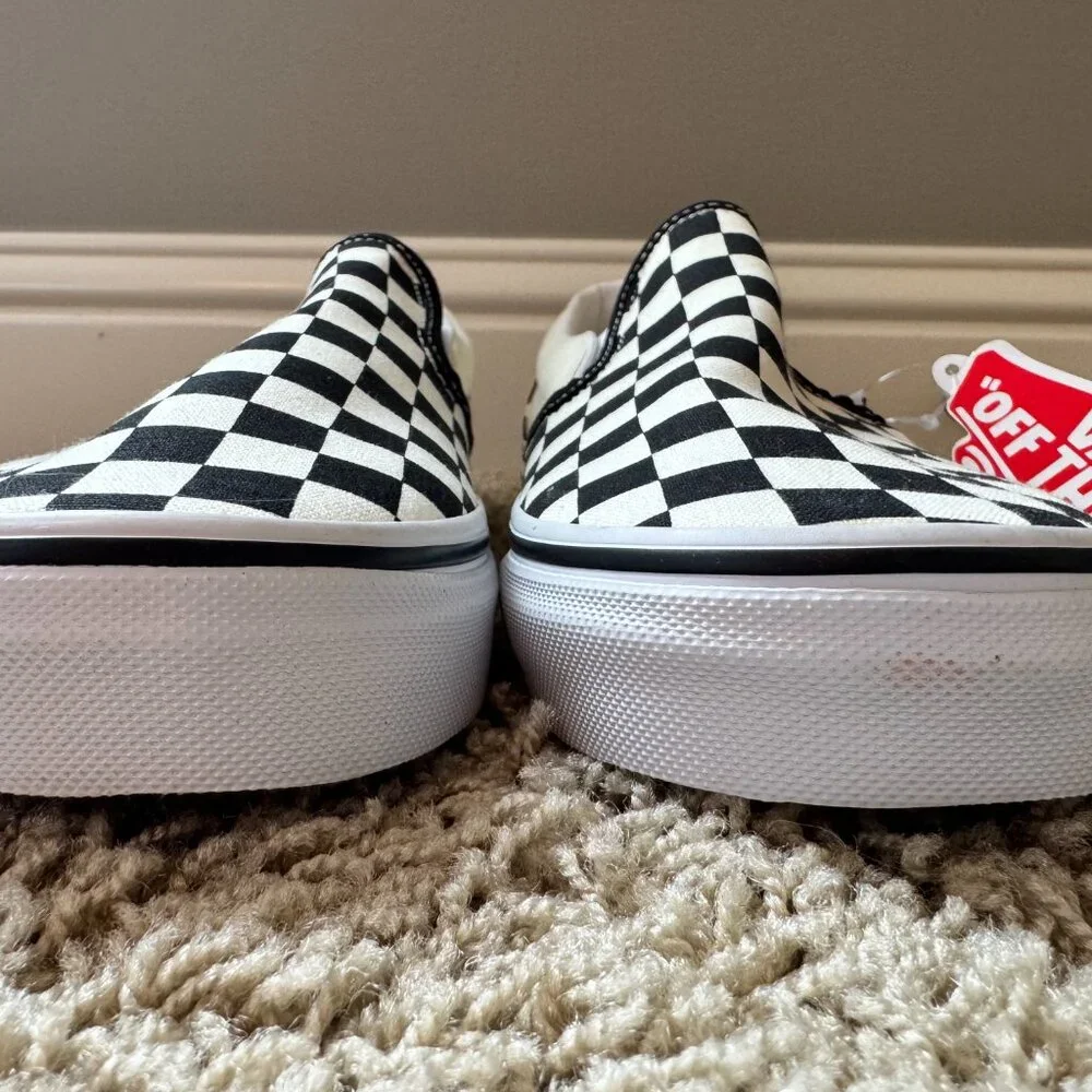 Vans Classic Slip-On Checkerboard Wide Shoe. Womens 10.5, Mens 9 NWT. - Picture 2 of 6